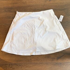NWT Old Navy White Skort with Pockets